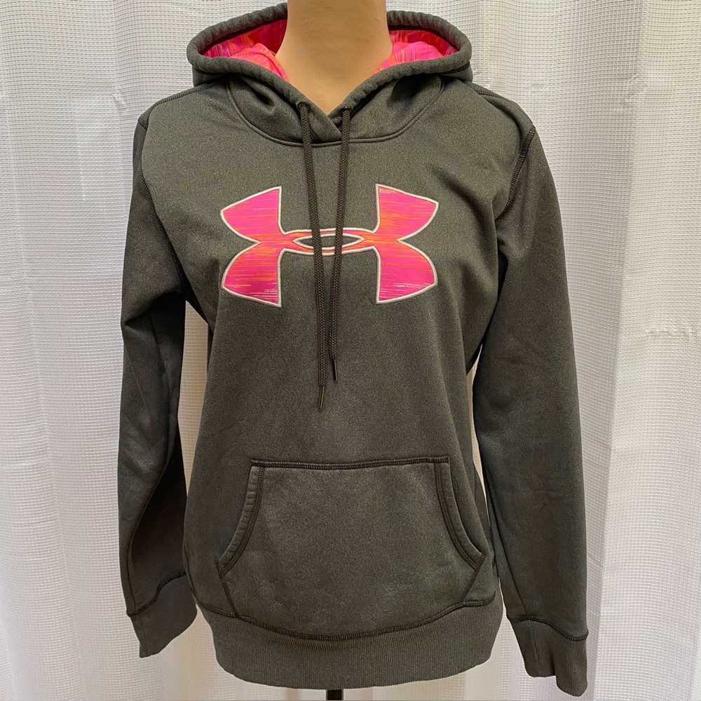 UNDER ARMOUR Ladies XL Pullover Hoodie Size XL?